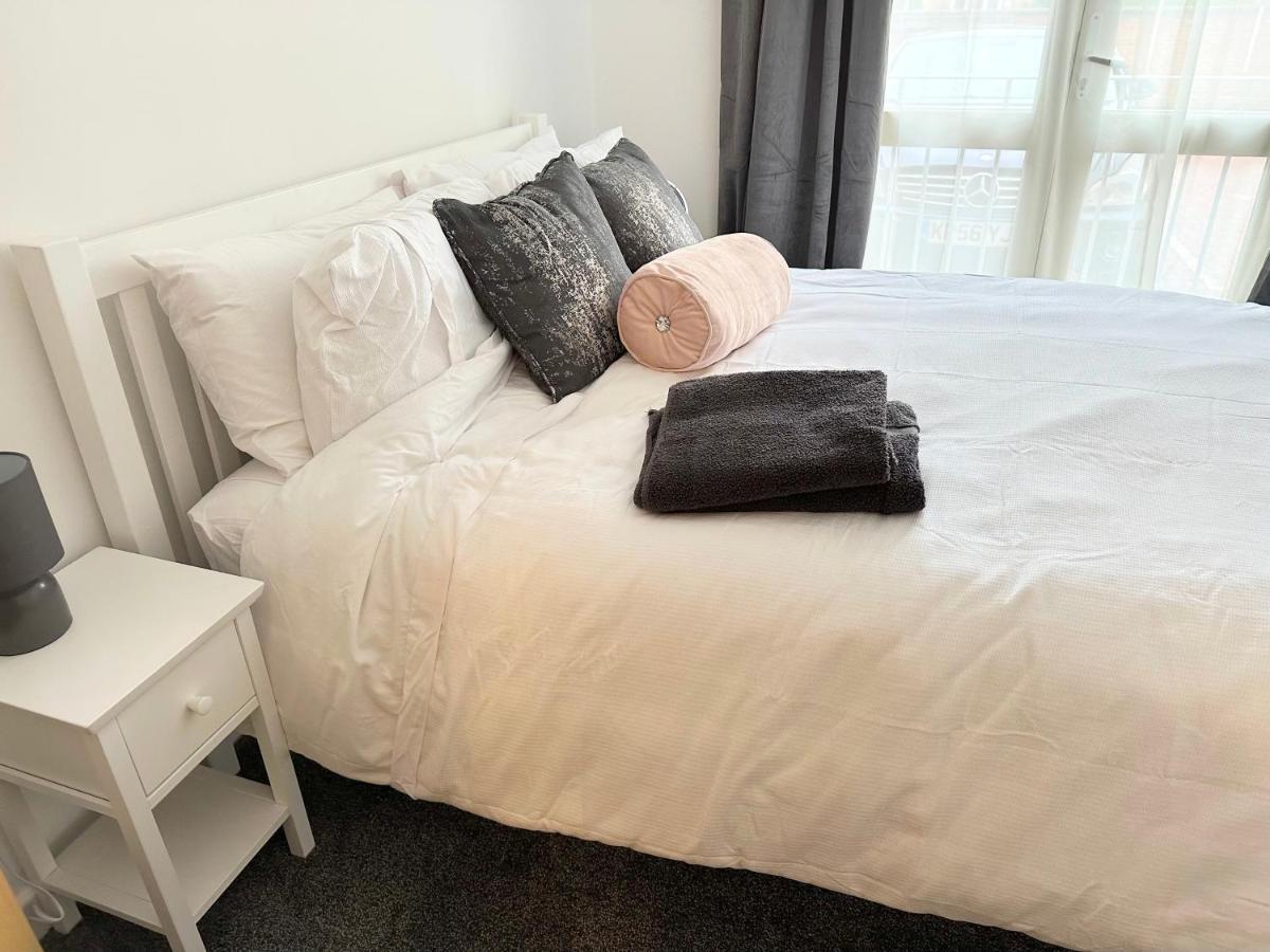 Superb 2 Bed 2 Bathroom Free Parking Derby Esterno foto